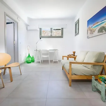 Holiday home Olisea Villa, Olive Grove Seaview