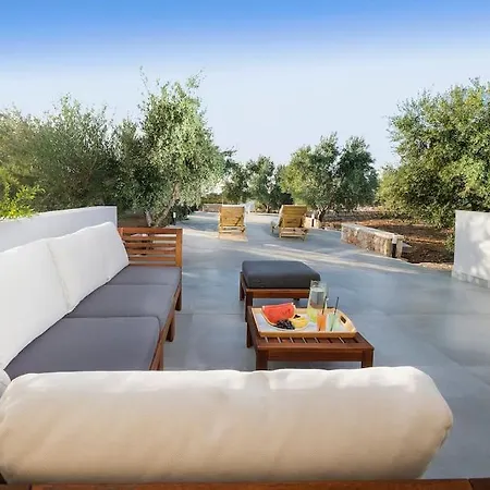 Olisea Villa, Olive Grove Seaview Holiday home *