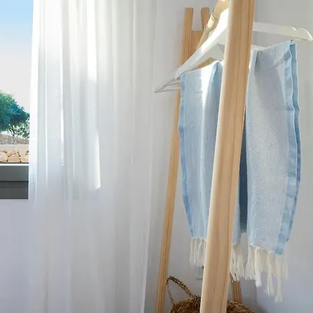 Olisea Villa, Olive Grove Seaview Holiday home *