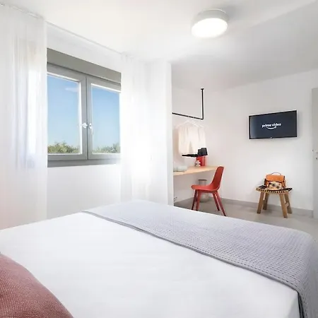 Olisea Villa, Olive Grove Seaview בית נופש
